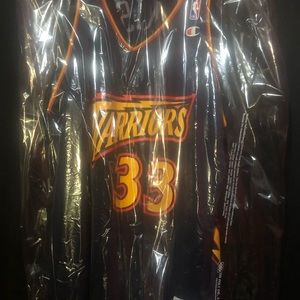 Vintage golden state warriors champion jersey.